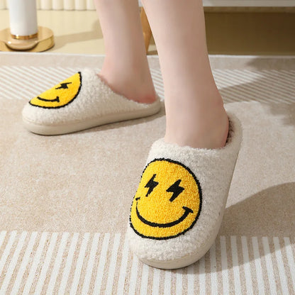 Wanda™ | Smiling Face Slippers