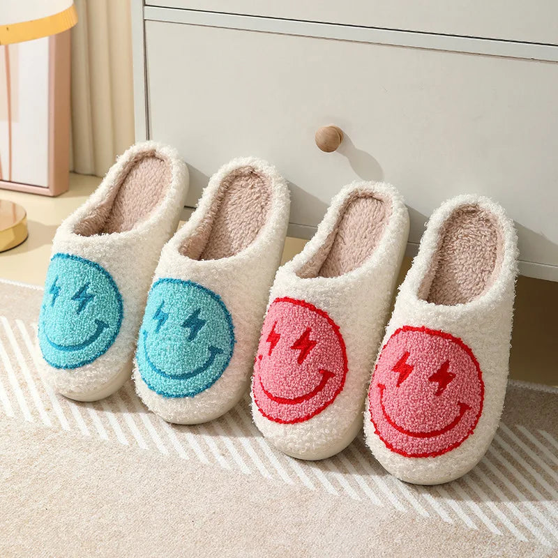 Wanda™ | Smiling Face Slippers